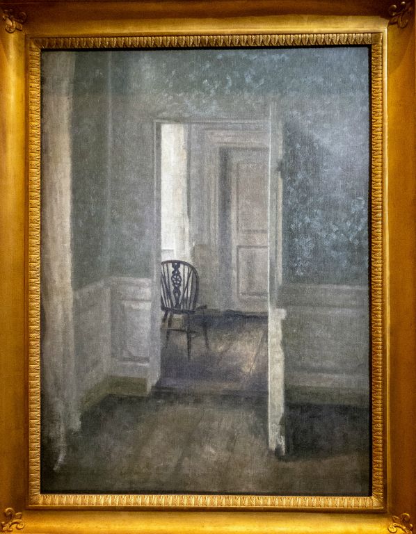 Peinture d'intérieur vide et jeu de lumère tout en minutie (1913)